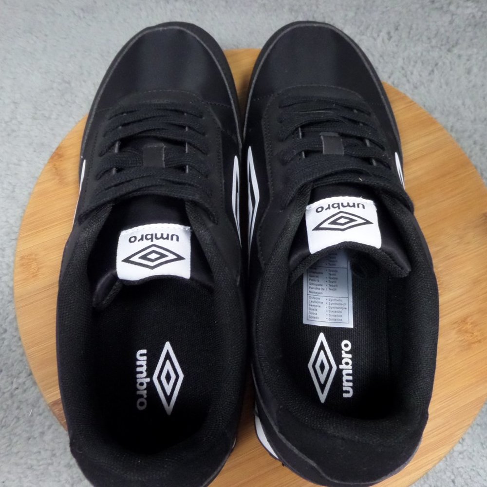 Umbro Addison Black and White Trainers Sneakers Men's Size 11 Sneakers - Picture 7 of 8